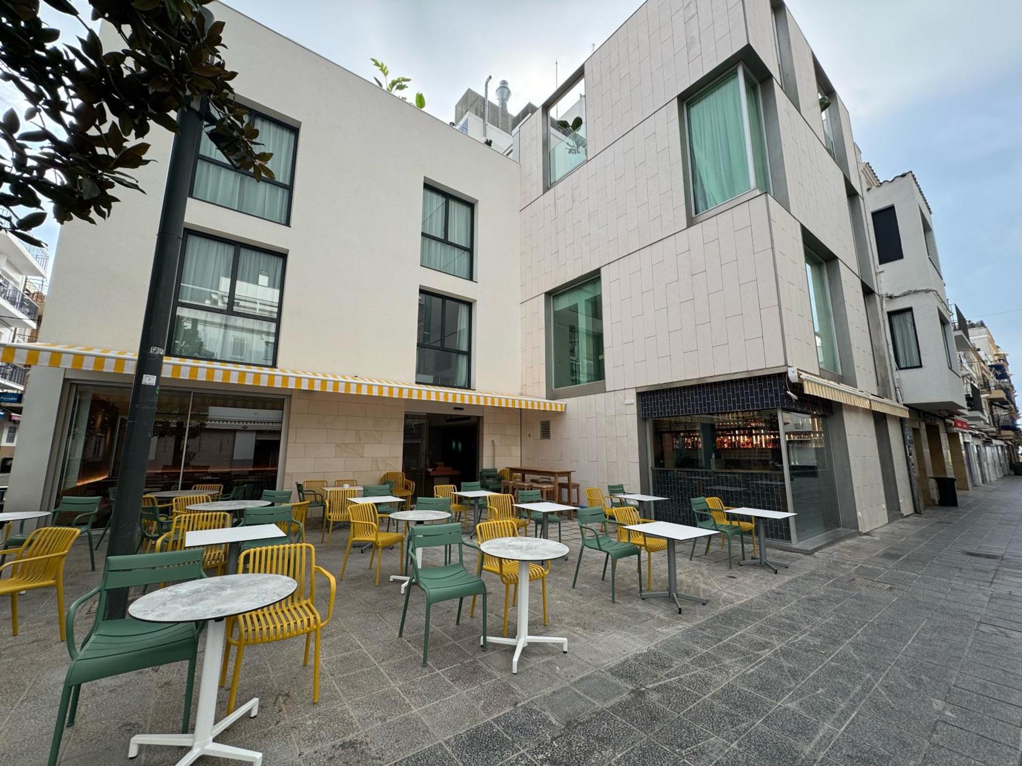 Alenti Sitges Hotel מראה חיצוני תמונה
